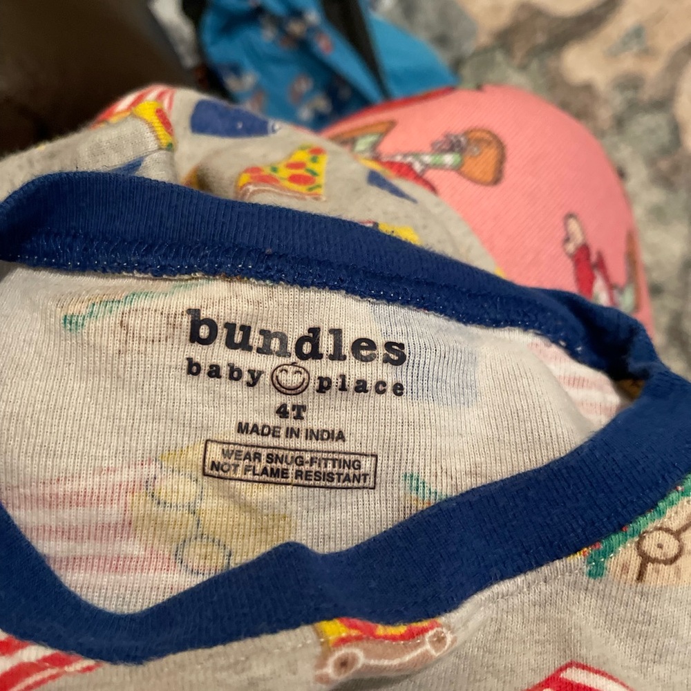 Kids Grey Snack-Print Pajama Set with Blue Trim - Picture 2 of 2